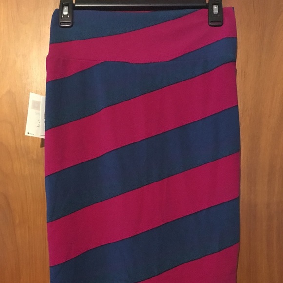 Lularoe Dark Pink Blue Stripe Cassie Skirt XS New - Picture 4 of 5